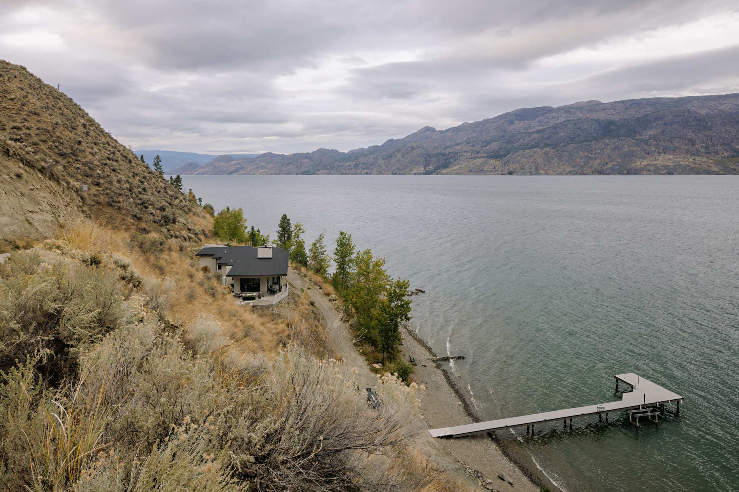 Callan — Lakefront Residence — Whitfield Homes